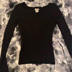 Black Fashion Bug Sweater! ✨ 5/30